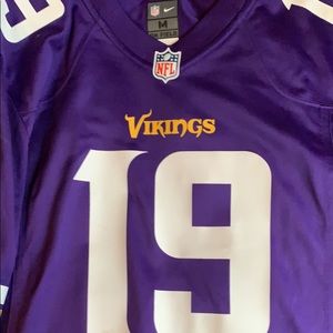 Adam Thielen men’s Md jersey worn once